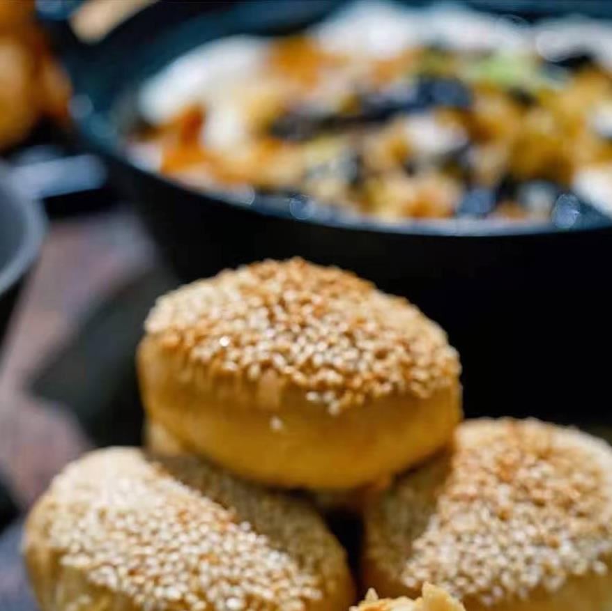 早餐萝卜丝酥饼小吃技术教程-破浪小吃技术网
